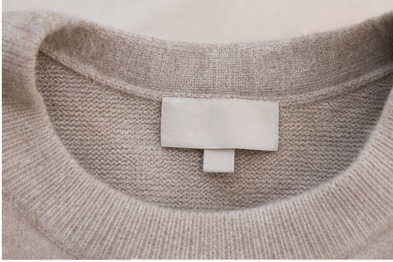 服を売る前に店舗の取扱ジャンルを確認するの内容をイメージする写真