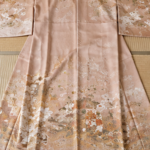 金糸が浮いた着物をコメ兵へ持ち込む前の保護
